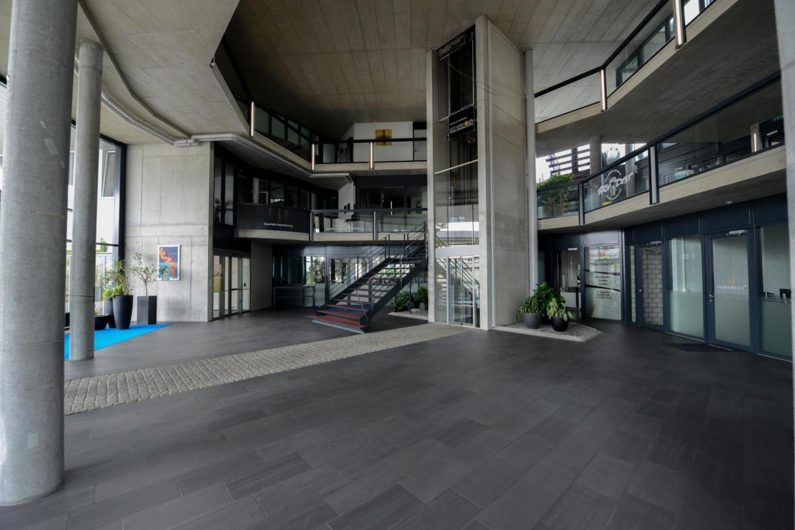 Berger Zentrum Luaran gambar