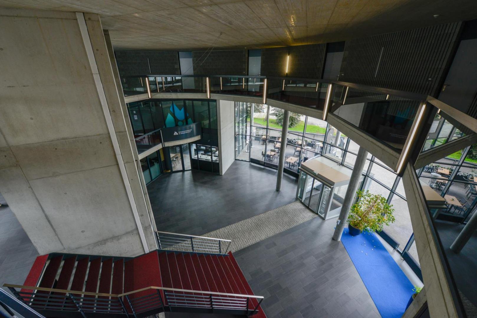 Berger Zentrum Luaran gambar
